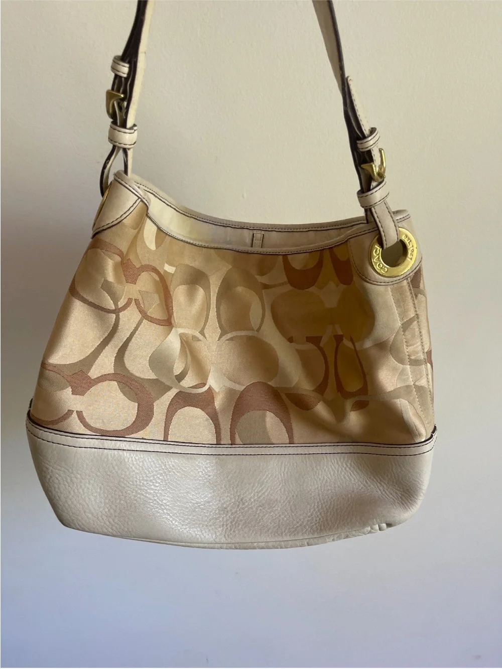 Coach Beige/Tan Signature Shoulder Bag